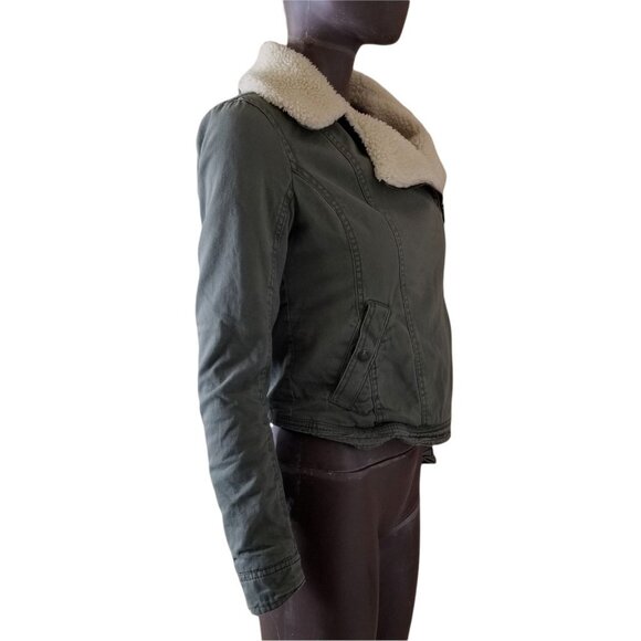 HOLLISTER Malaga Beach Jacket Womens Olive Green Faux Lambs Wool Crop Small - Picture 4 of 12